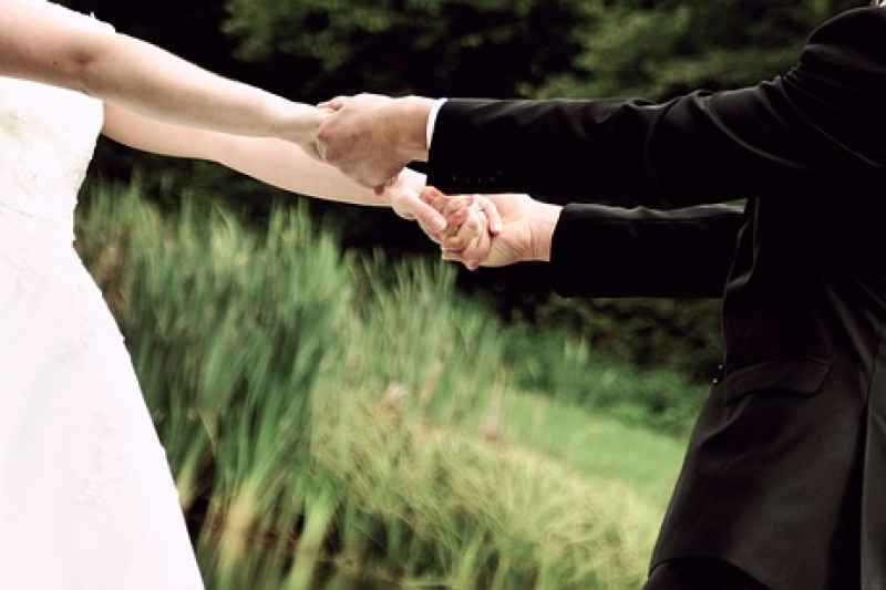 Flashmob a sorpresa per gli sposi, quando farlo durante il matrimonio, idee, canzoni e giochi