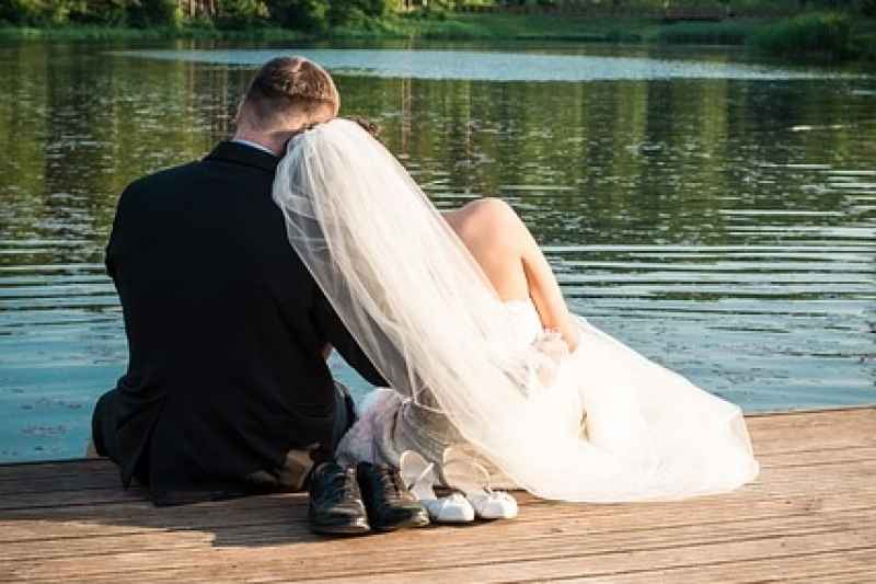 Banchetto di matrimonio : concedetevi un momento di intimità prima del ricevimento 