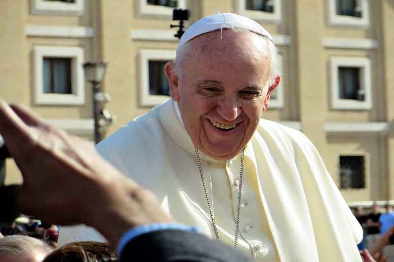 Le letture di matrimonio religioso più significative, ispirate alle parole di Papa Francesco 