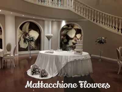 Mattacchione flowers